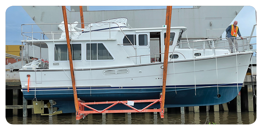 Helmsman Trawlers Delivery - Twins! Two 38Es Roger in GA